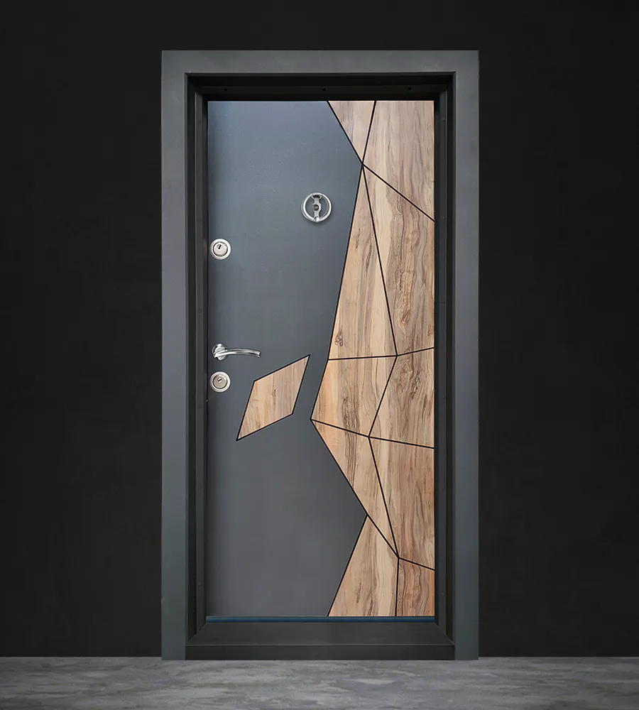 LCR-1206 entrance door